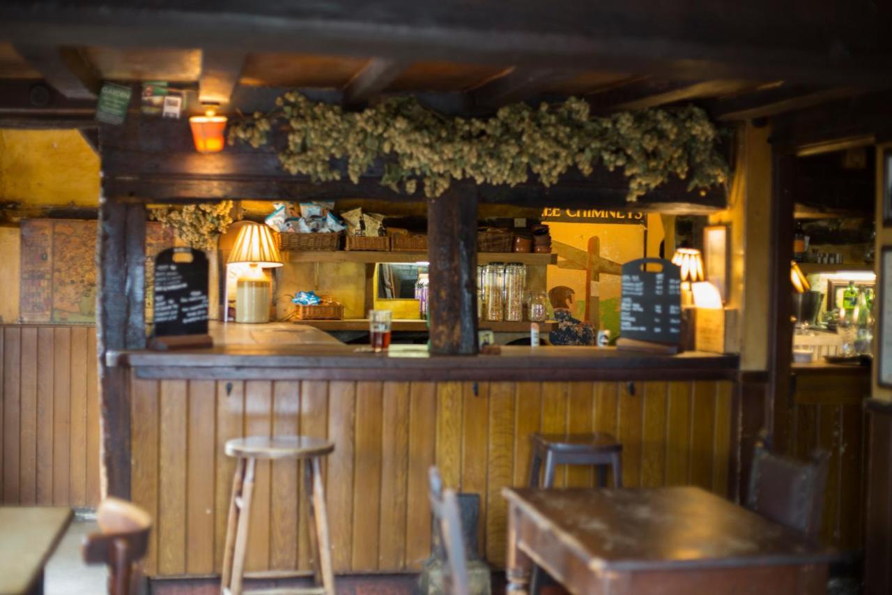 The Three Chimneys Country Pub Hotel Biddenden Exterior photo